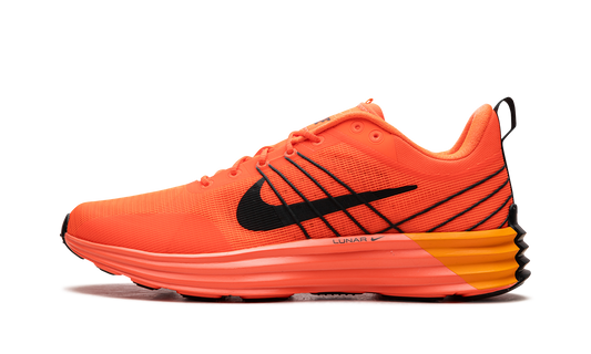 Lunar Roam "Hyper Crimson"