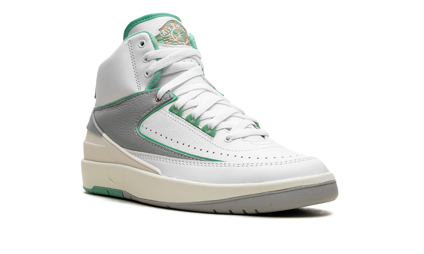 Jordan 2 Retro WMNS "Crystal Mint"