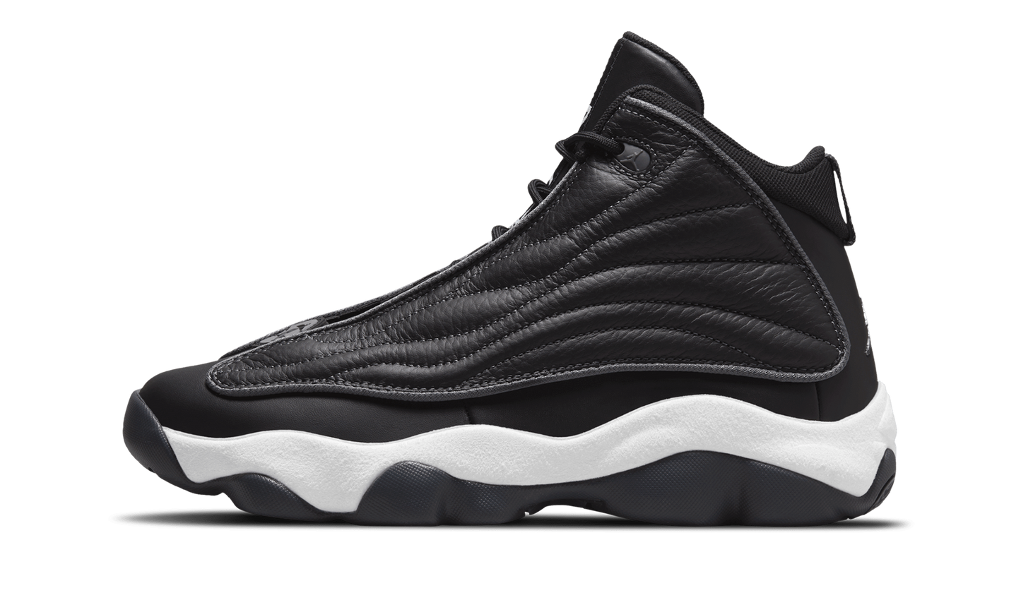 Jordan Pro Strong "Black White"