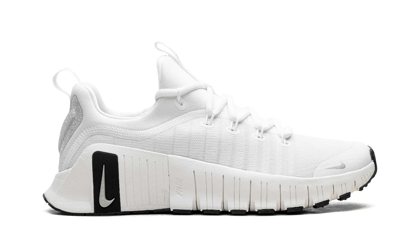 Free Metcon 6 Premium WMNS "Summit White Sail Black Metallic Silver"