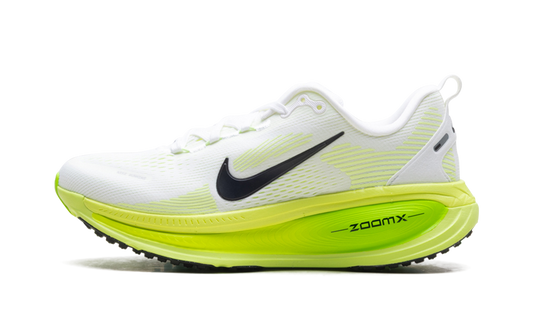 Vomero 18 WMNS "ELECTRIC GREEN"