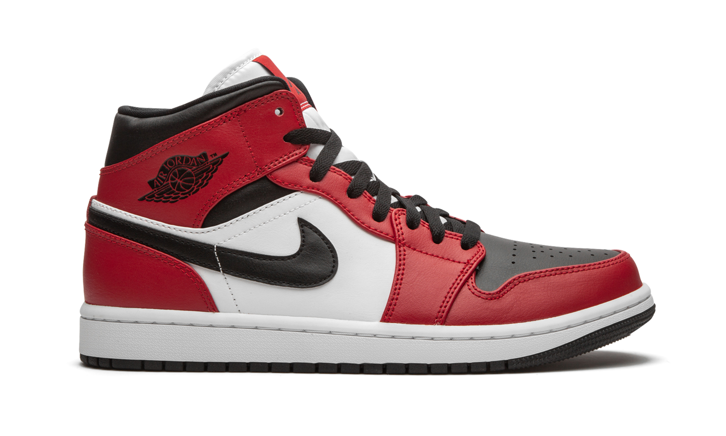 Air Jordan 1 Mid "Chicago Black Toe"