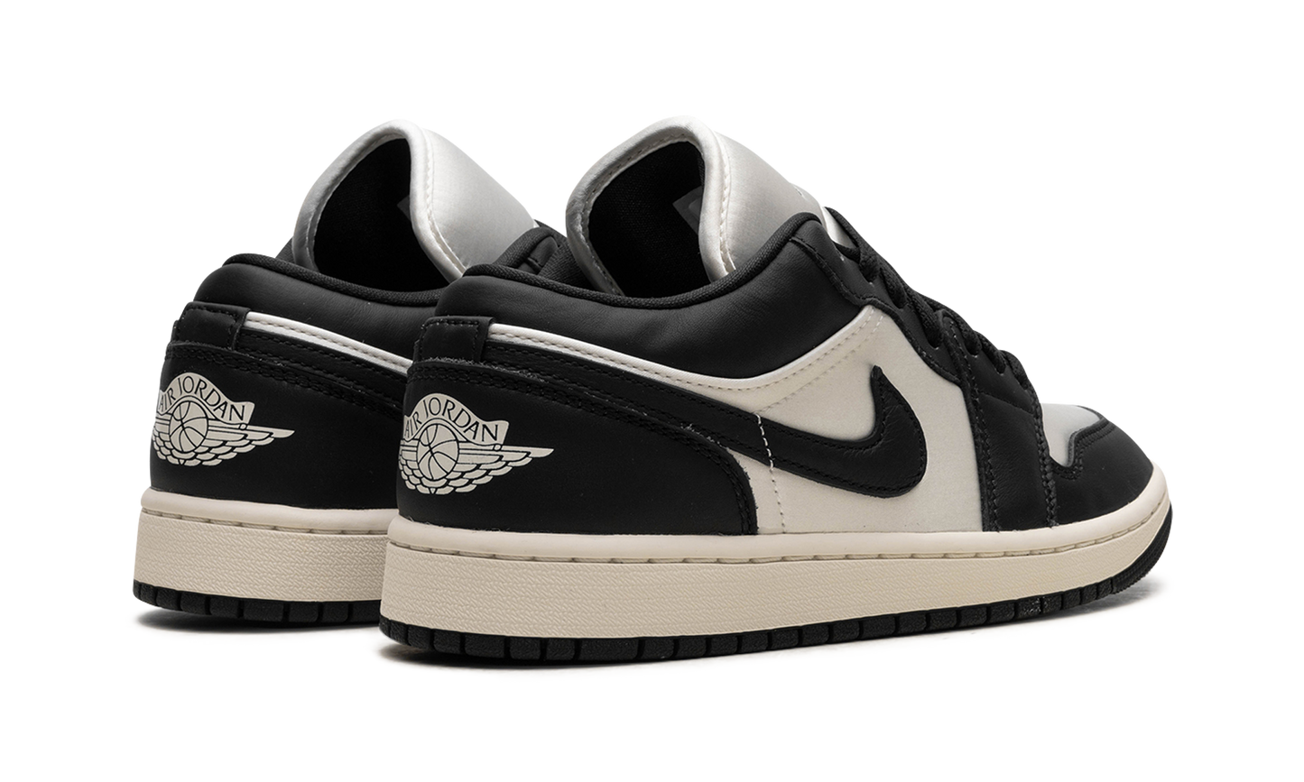 Air Jordan 1 Low WMNS "Vintage Panda"