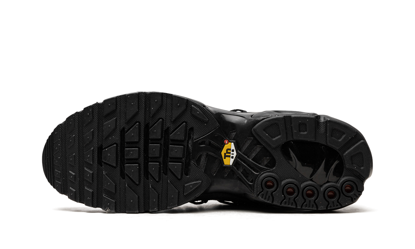 Air Max Plus Utility "Black Metallic"