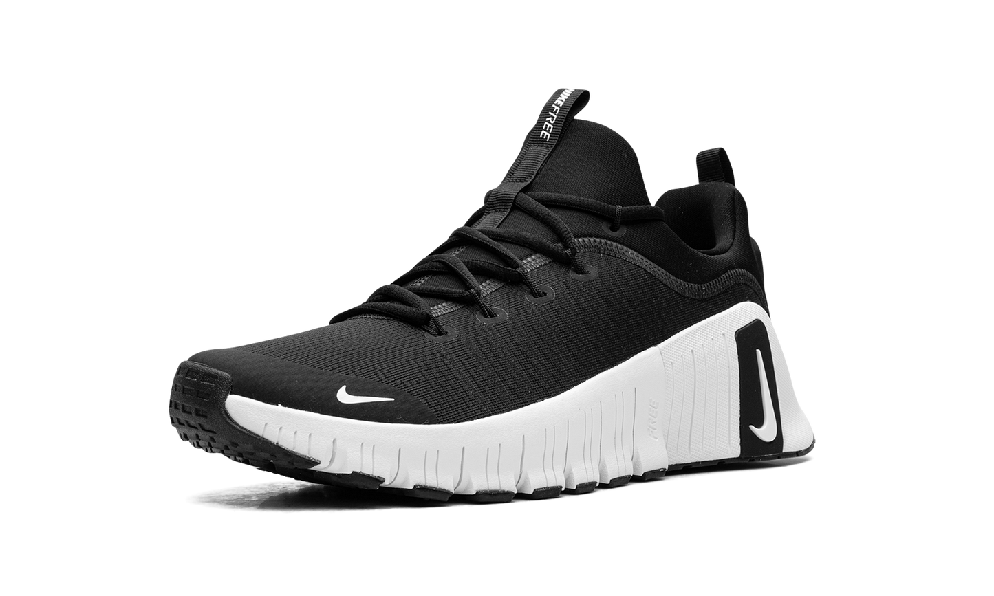 Free Metcon 6 "Black / White"