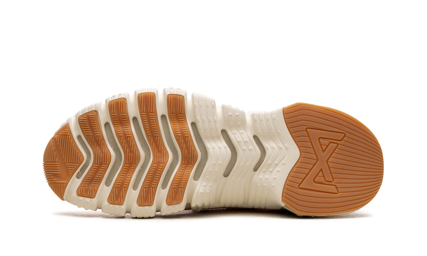 FREE METCON 3 WMNS "Guava Ice"