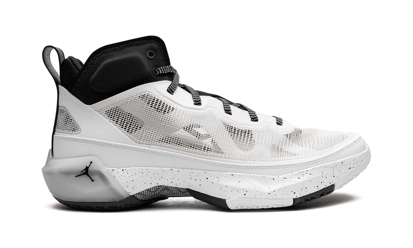 Air Jordan 37 "Oreo"