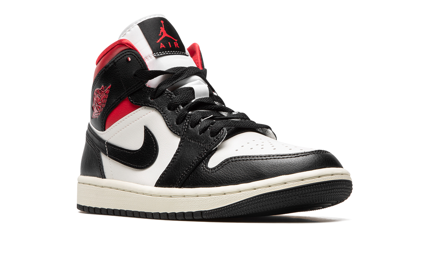 AIR JORDAN 1 MID WMNS "Black / Gym Red / Sail"