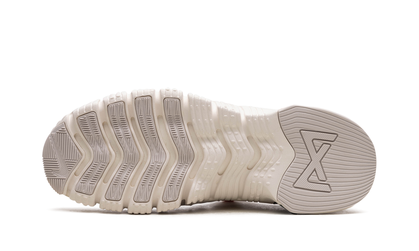 FREE METCON 3 WMNS "All Petals United"