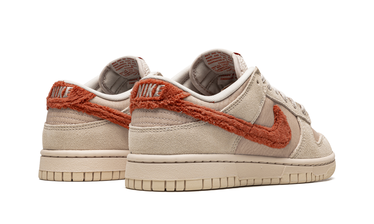 DUNK LO MNS WMNS "Terry Swoosh"