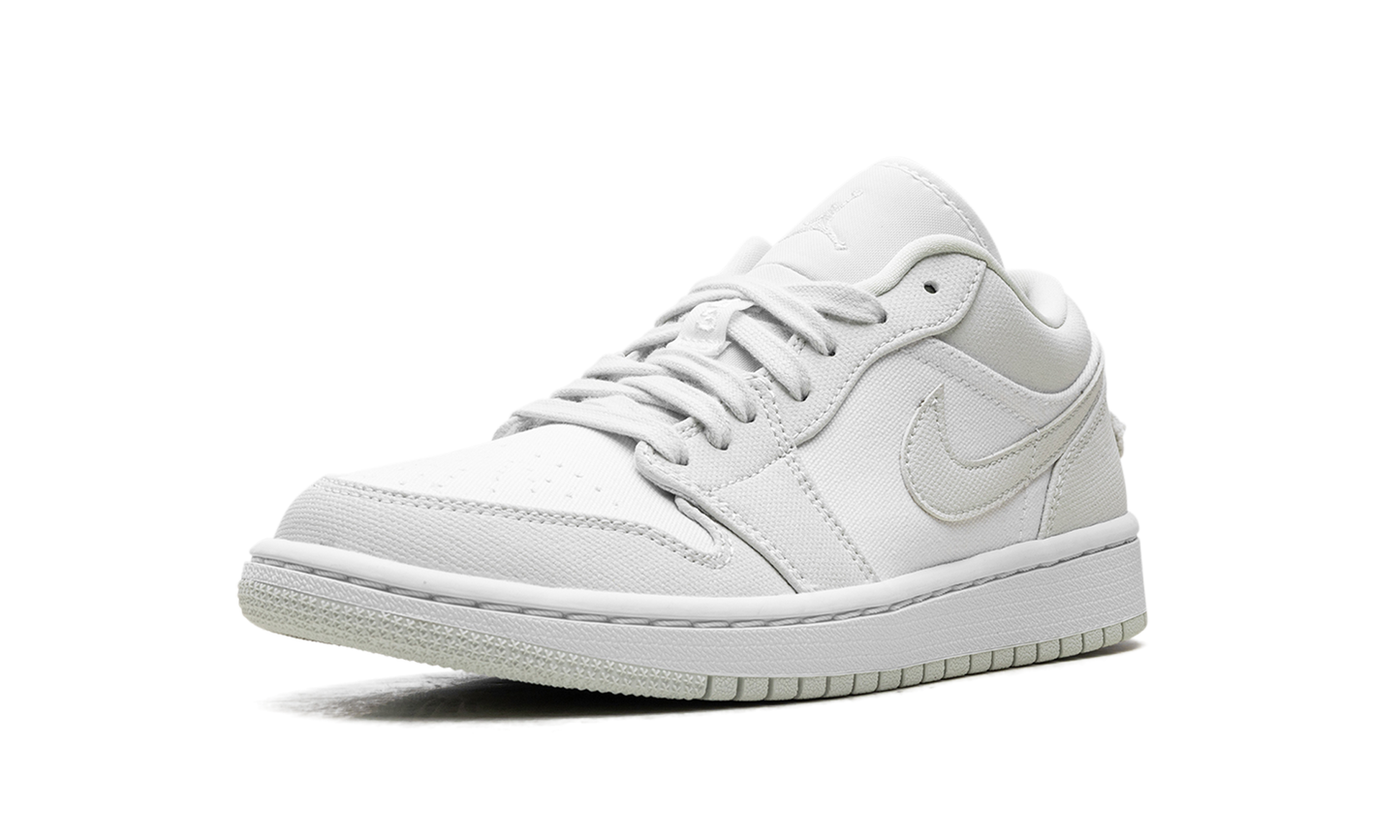 Jordan 1 Low WMNS "Spruce Aura"