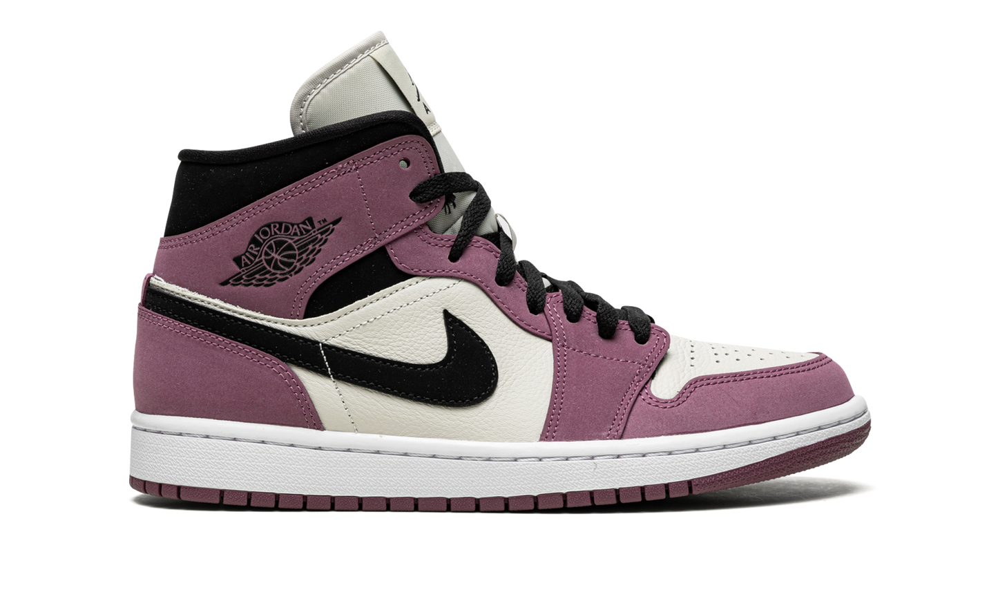 AIR JORDAN 1 MID SE WMNS "Berry Pink"