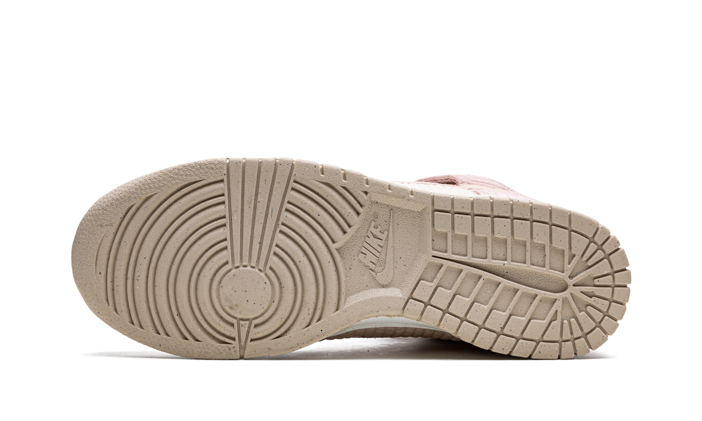 DUNK HIGH NEXT NATURE MNS WMNS "Toasty - Pink Oxford"