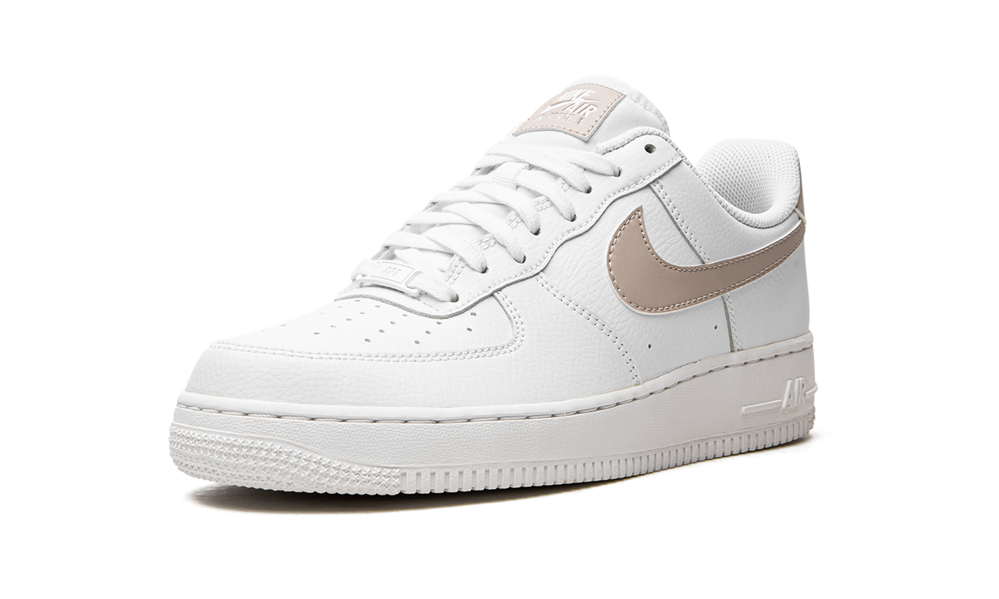 AIR FORCE 1 '07 LO WMNS "White Fossil Stone (W)"