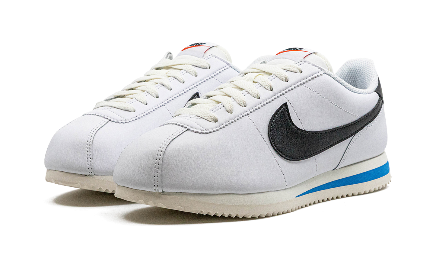CORTEZ WMNS "White Black Light Photo Blue"