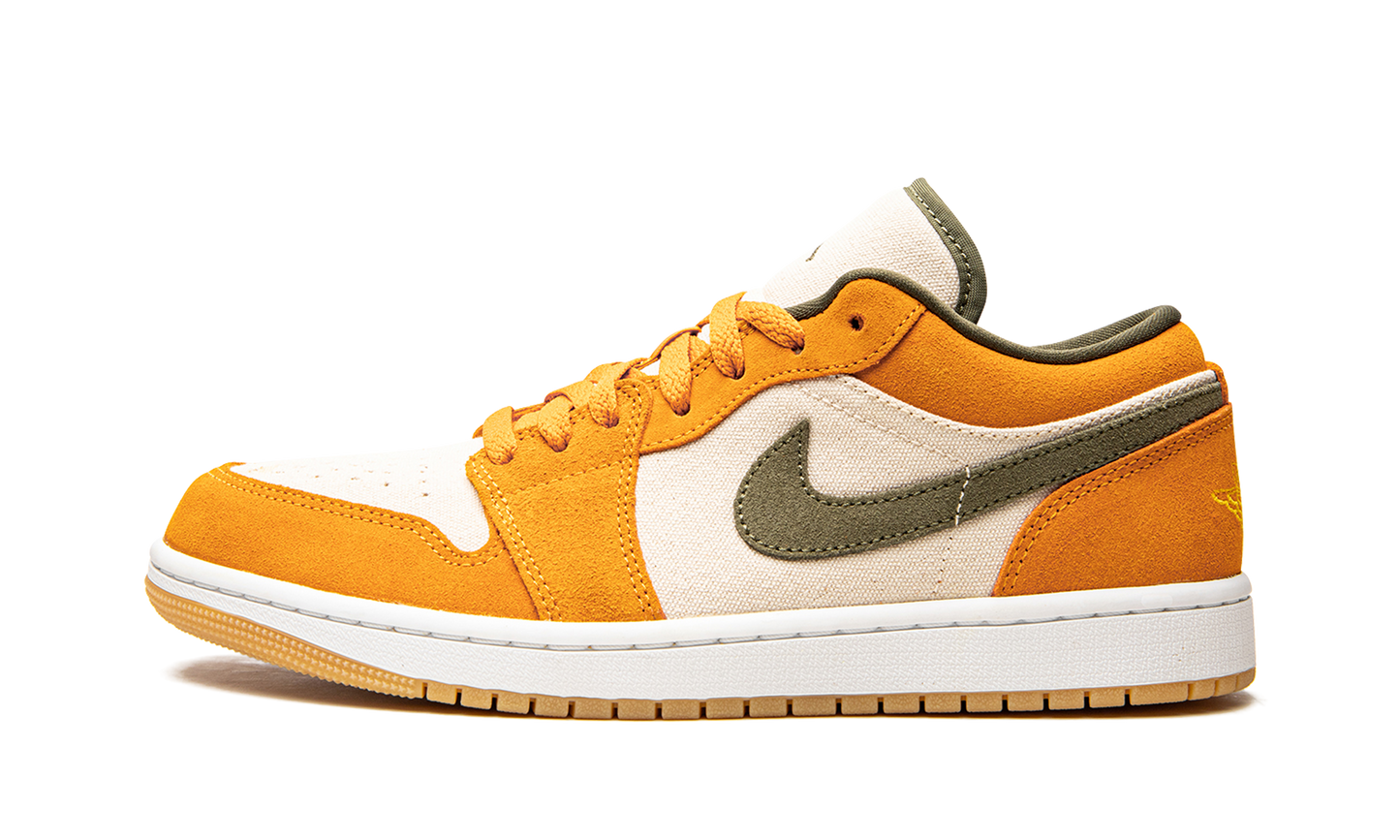 Air Jordan 1 Low SE "Light Curry"