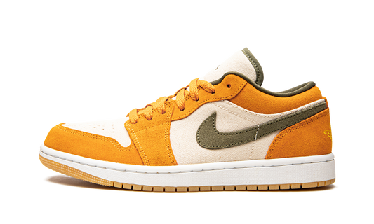 Air Jordan 1 Low SE "Light Curry"