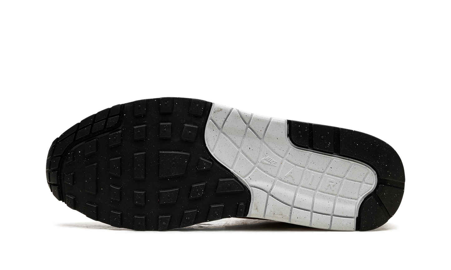 Air Max 1 "White / University Gold / Black"