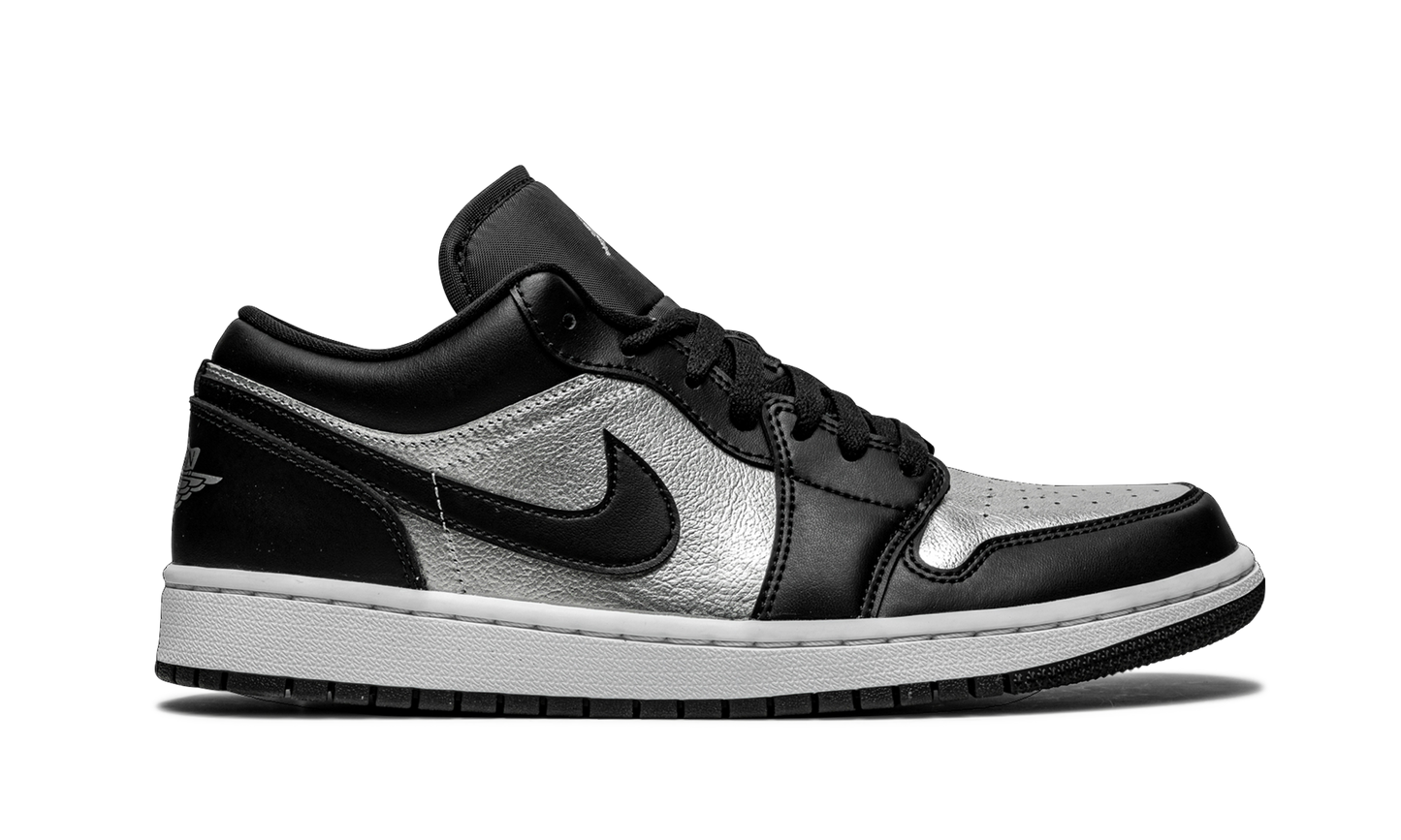 AIR JORDAN 1 LOW SE WMNS "Silver Toe"