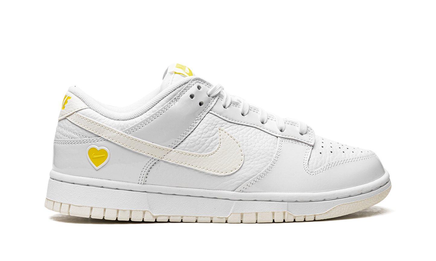 DUNK LO MNS WMNS "Yellow Heart"