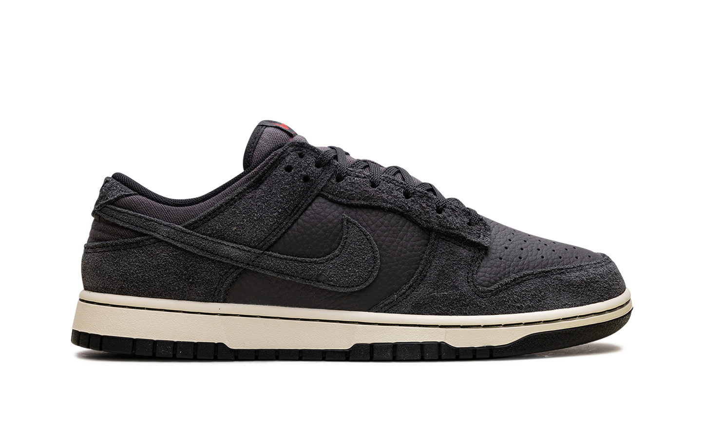 Dunk Low Premium "Black Off Noir"