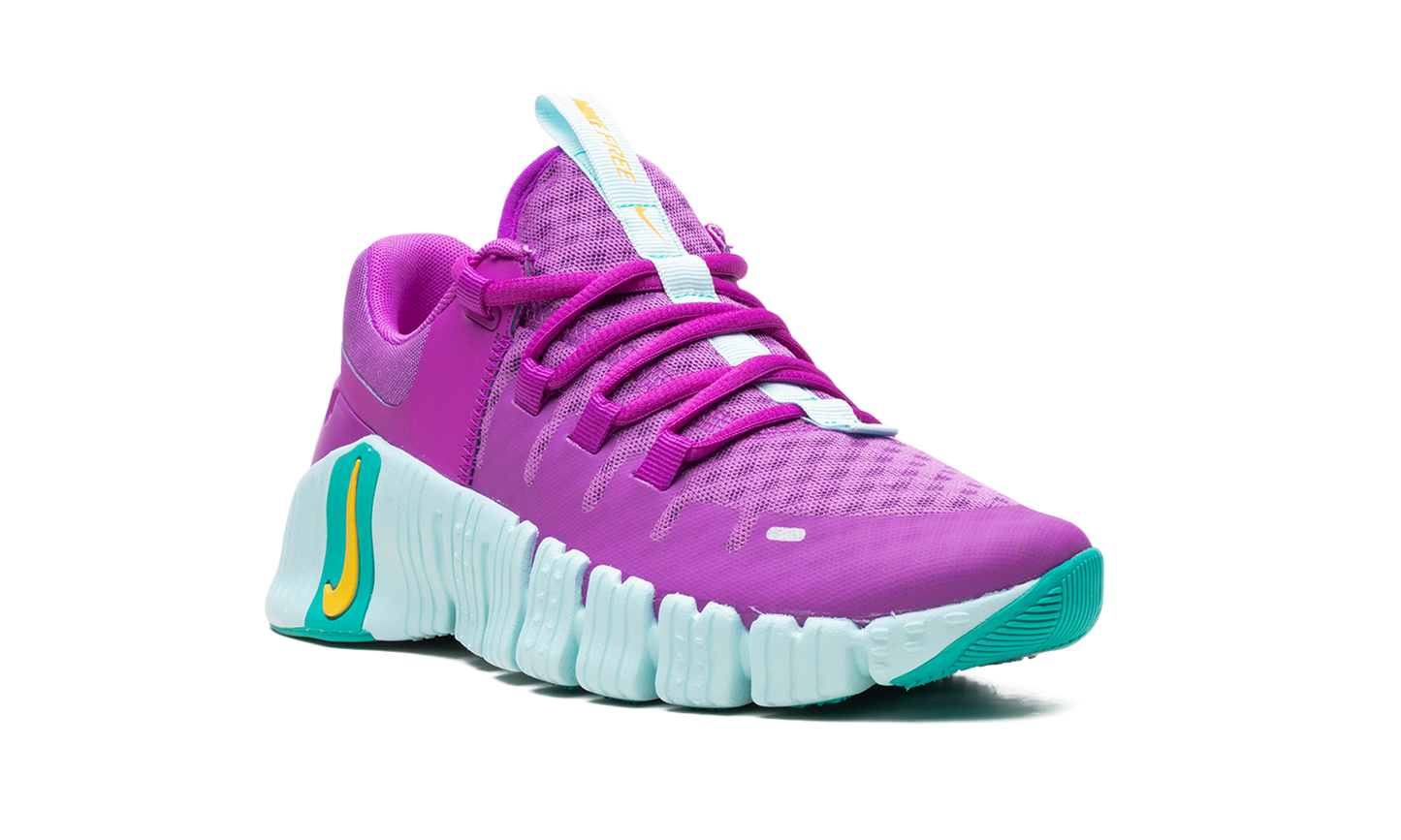 Free Metcon 5 WMNS "Hyper Violet"