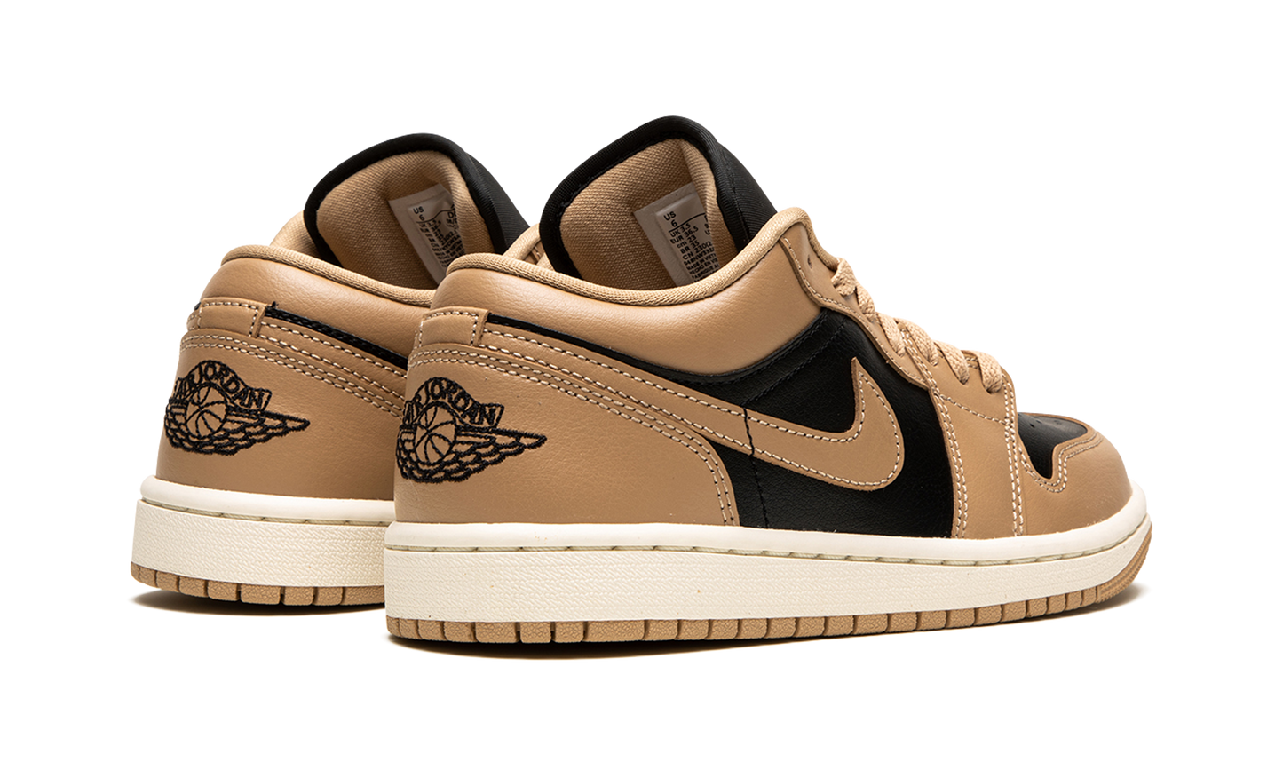 Air Jordan 1 Low WMNS "Desert / Black"