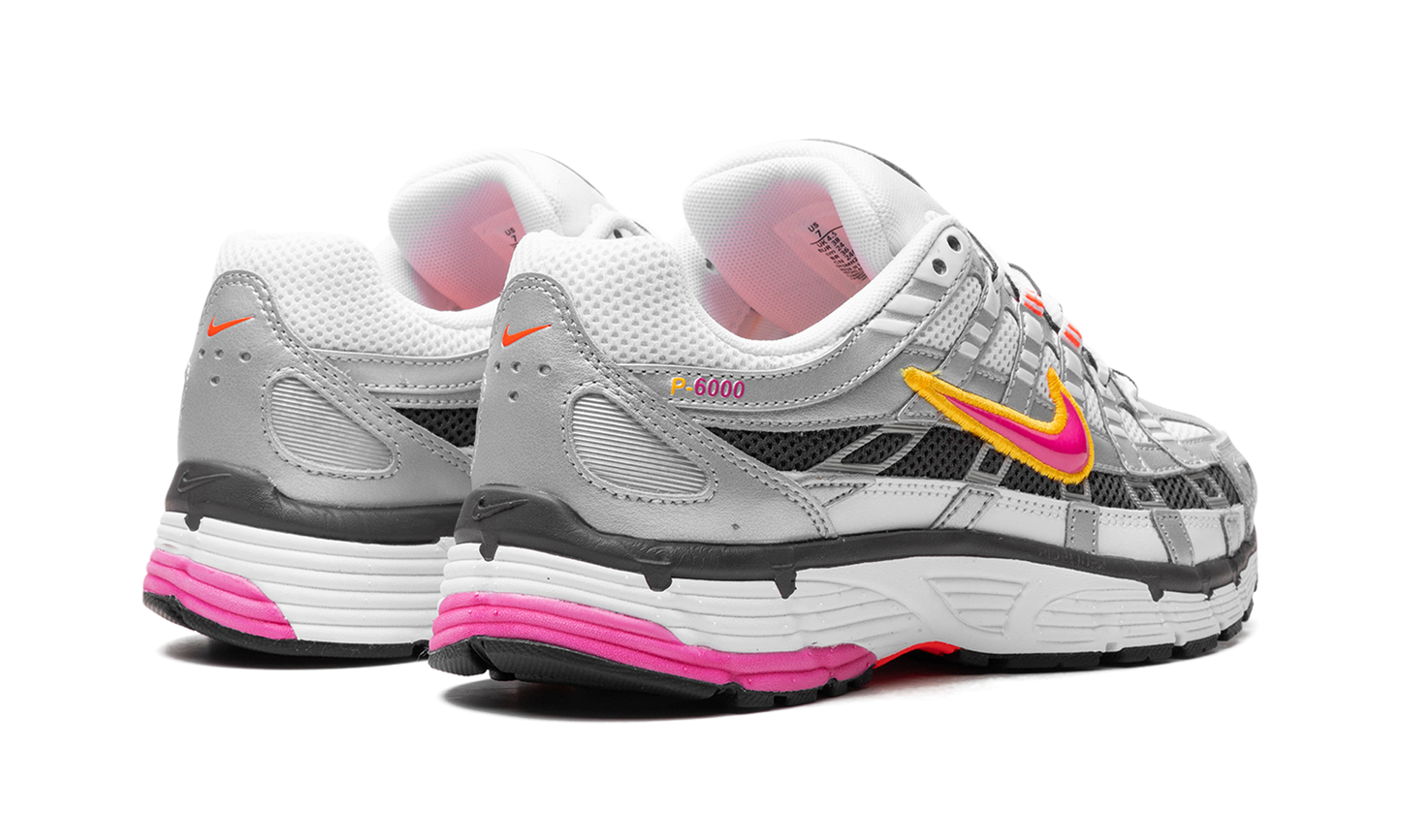 P 6000 Wmns "Laser Fuchsia"