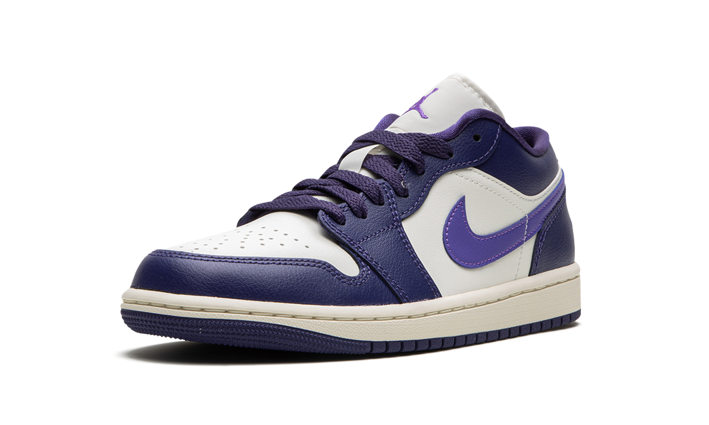 AIR JORDAN 1 LO WMNS "Action Grape"