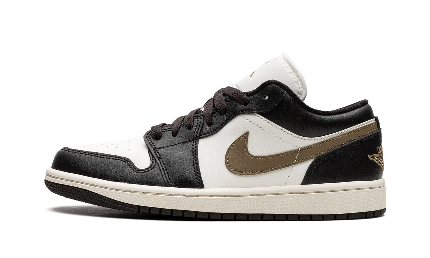 Air Jordan 1 Low WMNS "Shadow Brown"