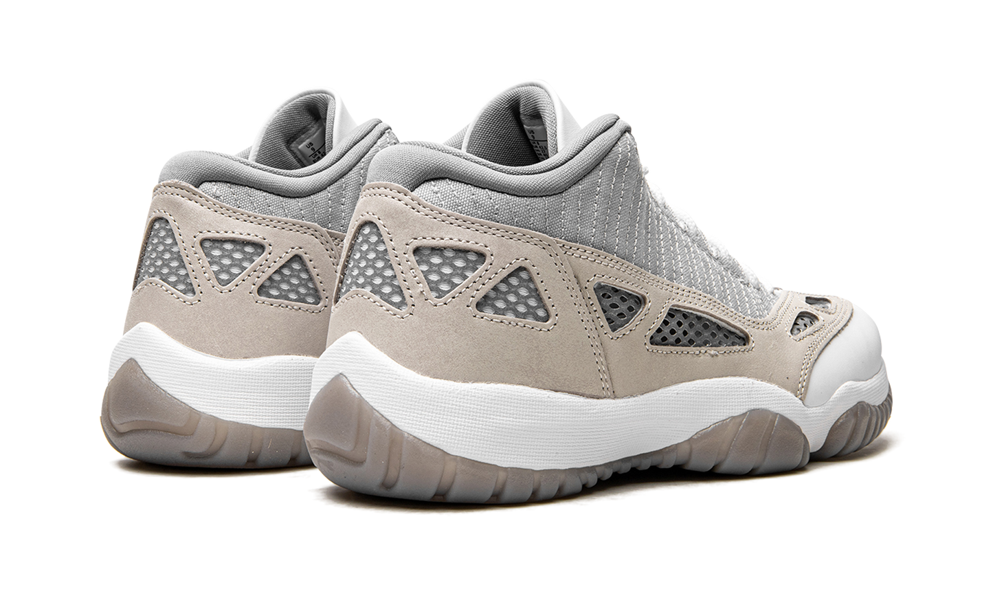 Air Jordan 11 Retro Low IE "'Light Orewood Brown'"