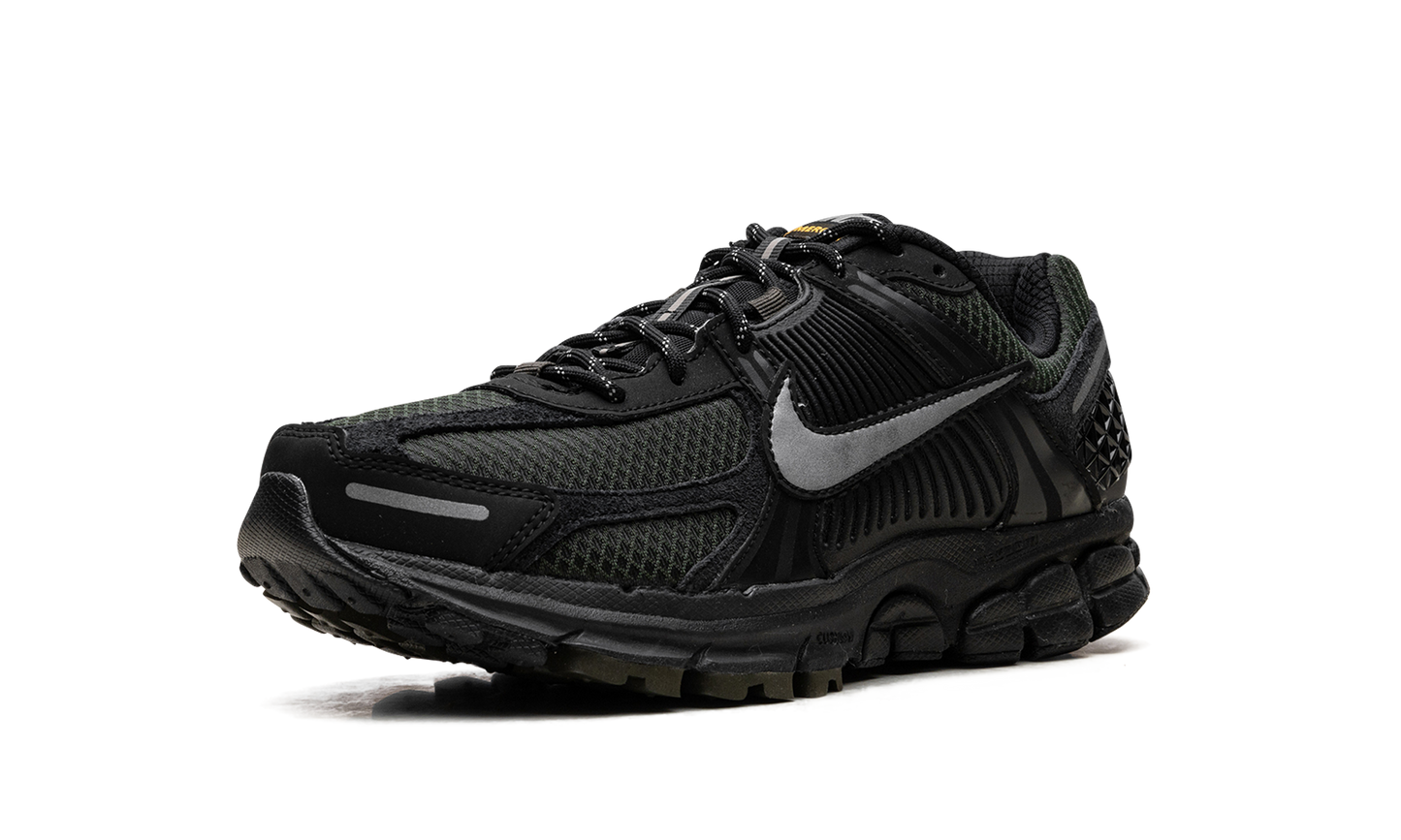 Vomero 5 "Black Sequoia"