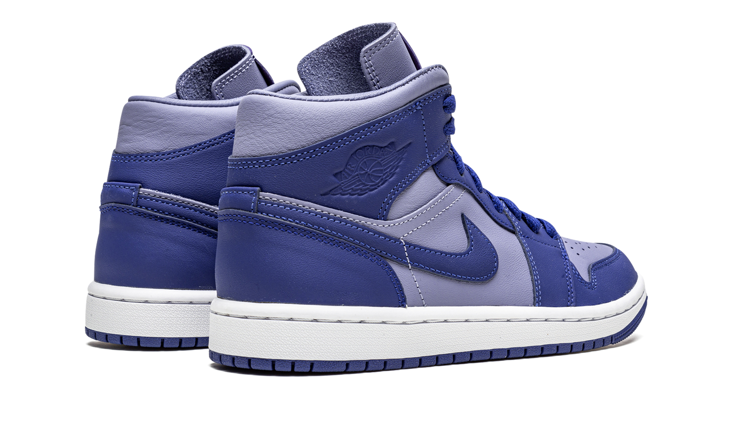 AIR JORDAN 1 MID SE WMNS "Iron Purple"