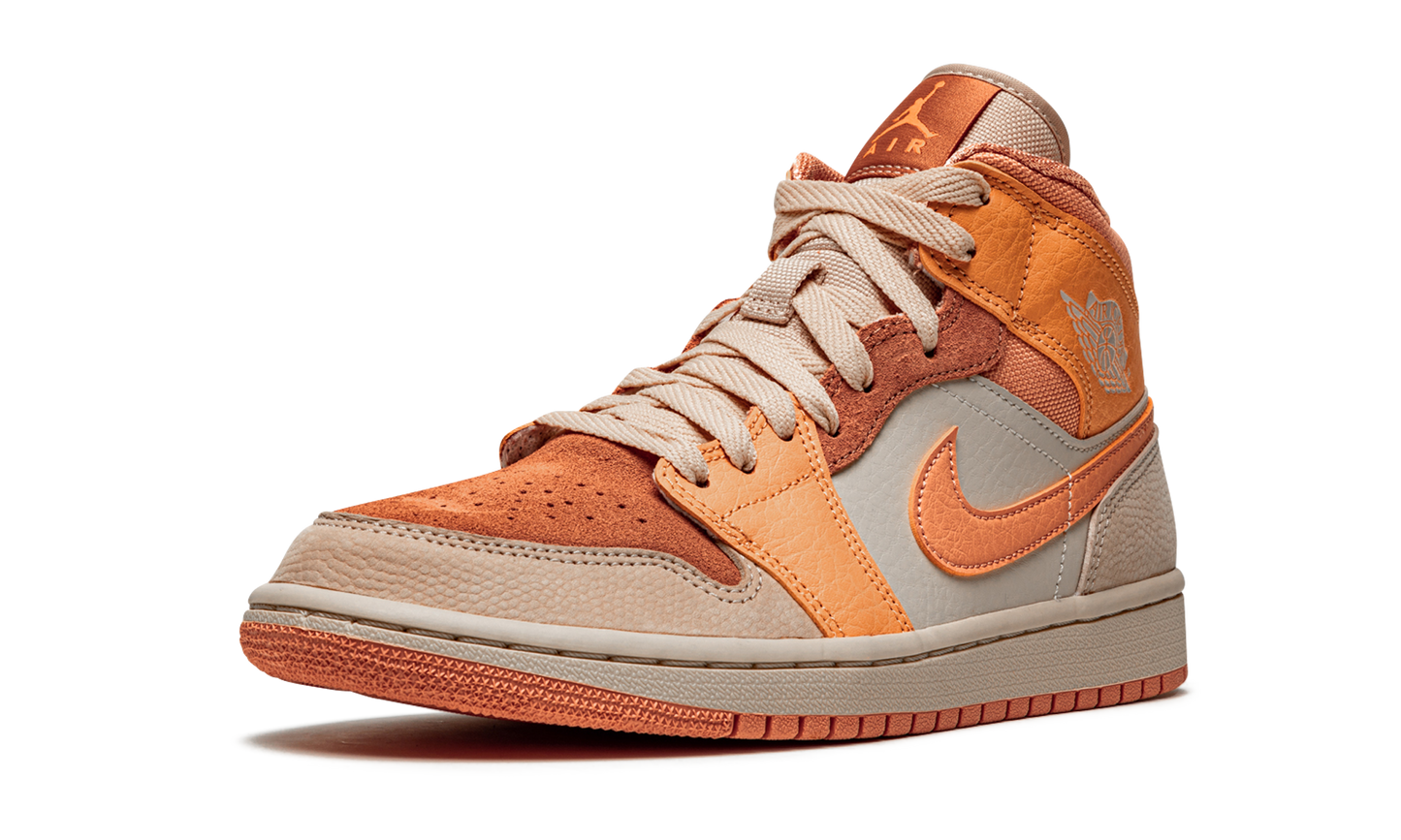 AIR JORDAN 1 MID WMNS "Apricot"