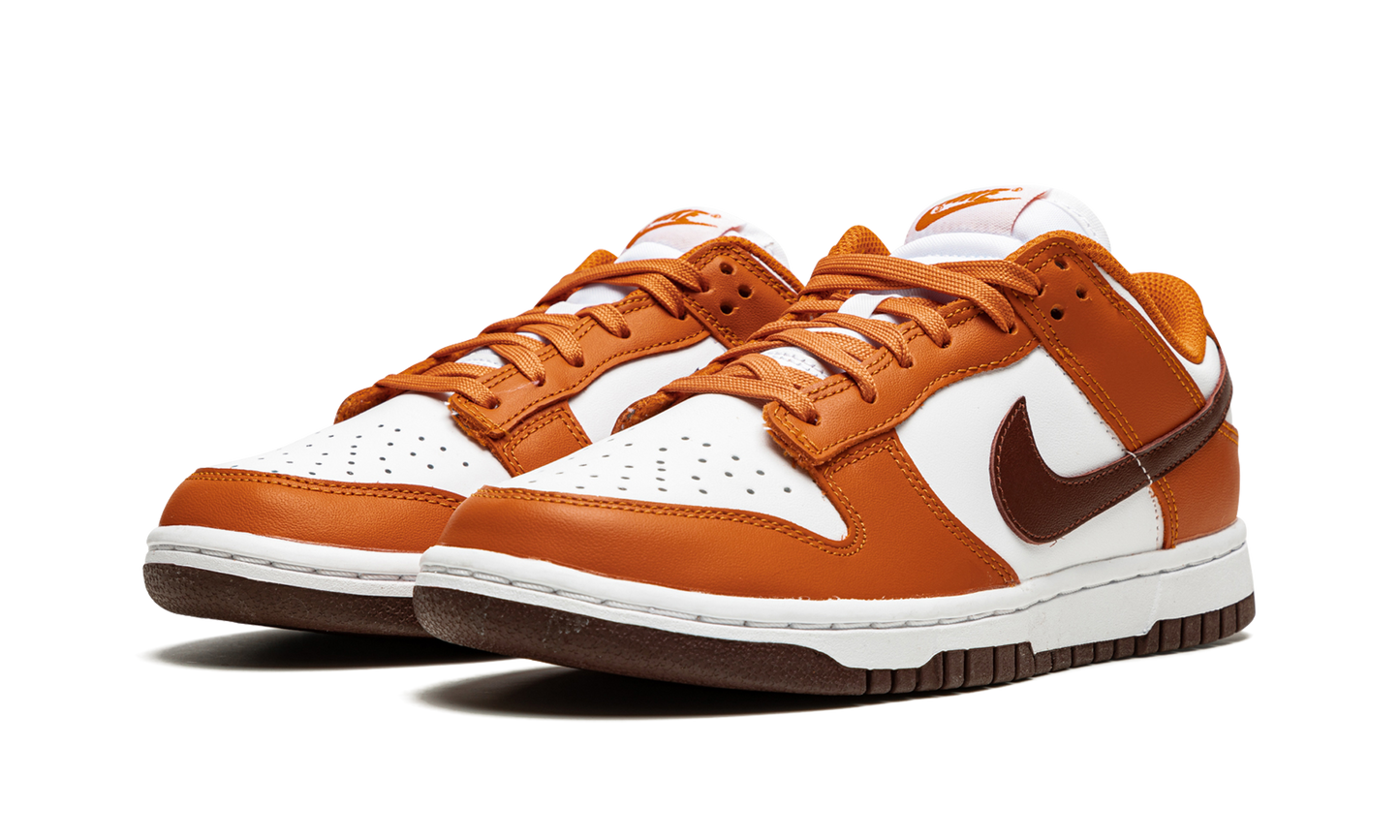 DUNK LOW WMNS "Bronze Eclipse"