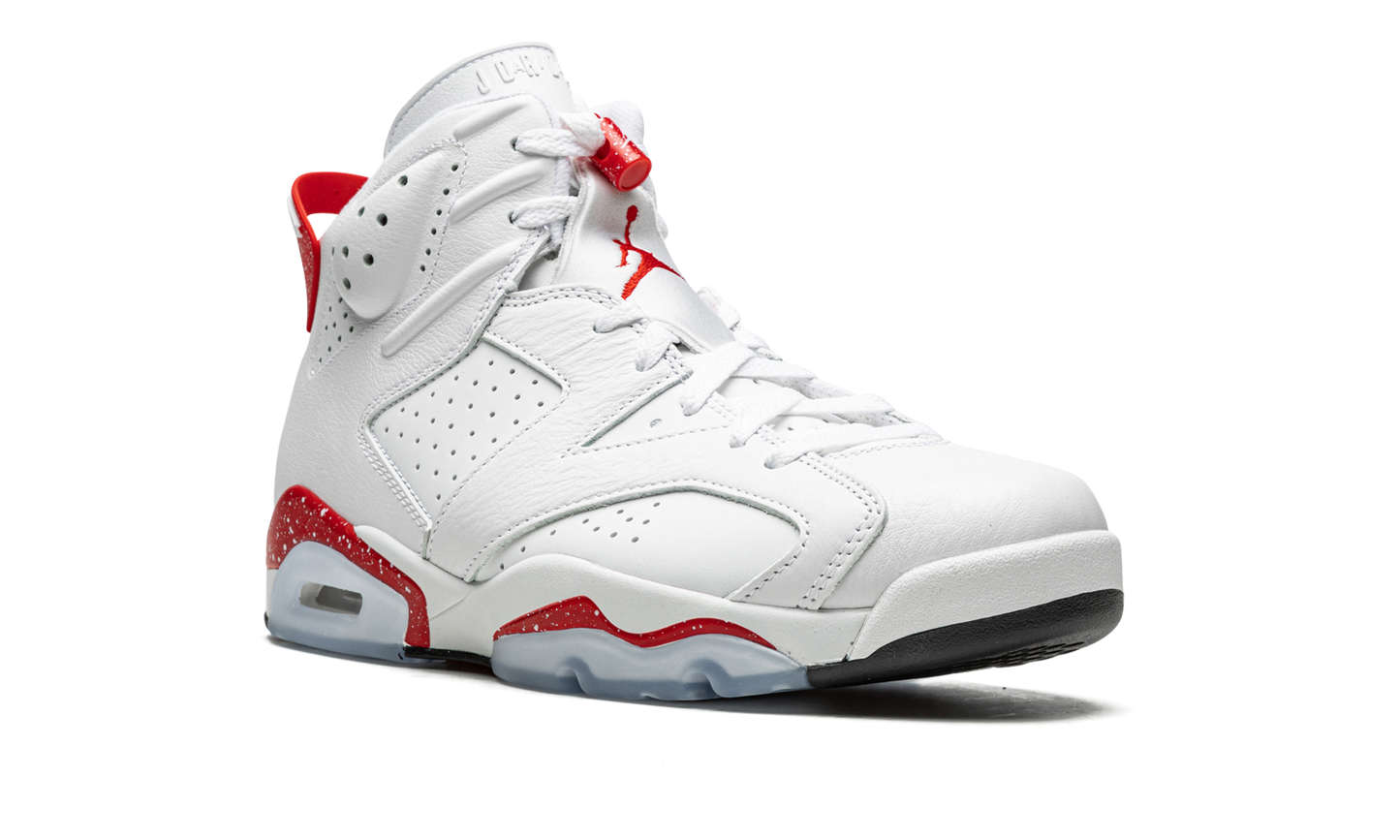 Air Jordan 6 Retro "Red Oreo"