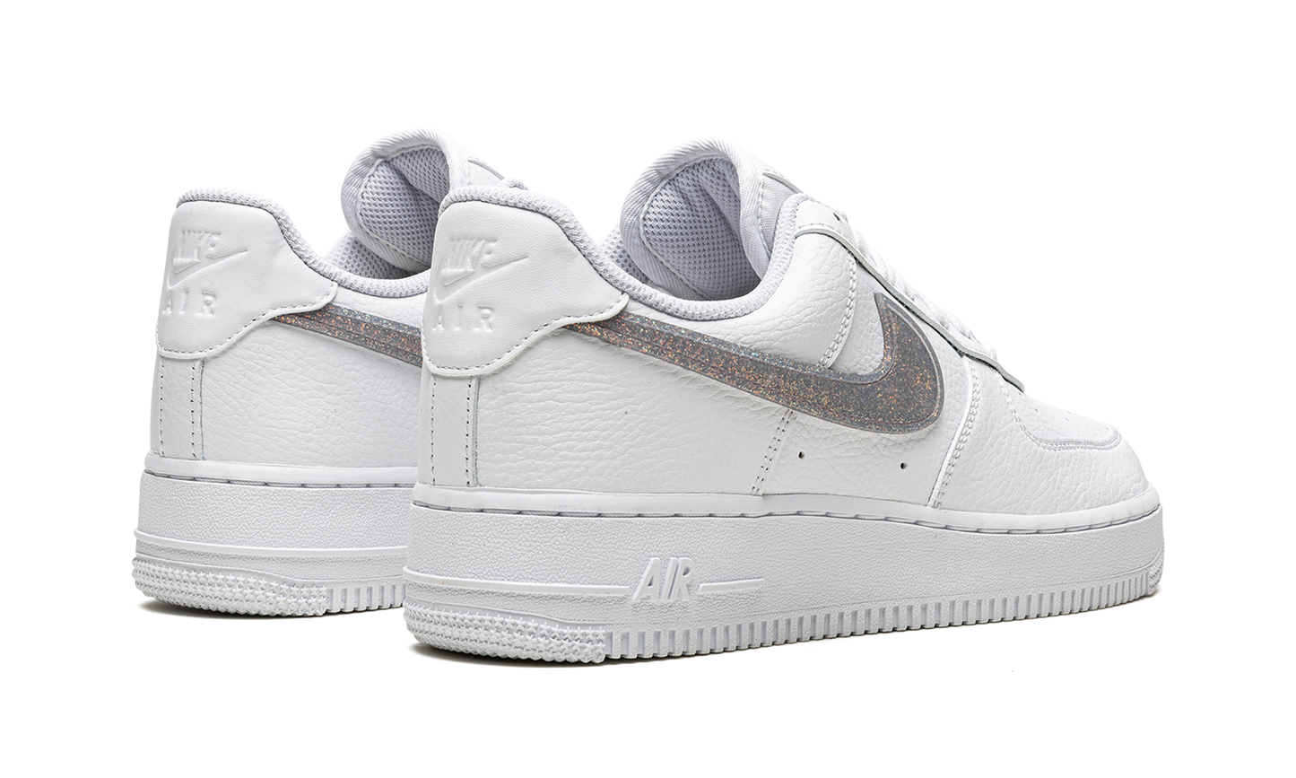 AIR FORCE 1 '07 ESS WMNS "Glitter Swoosh - Canyon Purple"