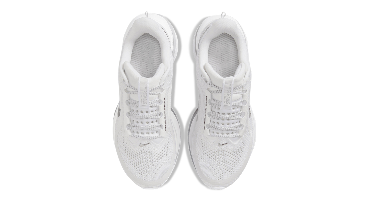 Pegasus Premium WMNS "White Metallic Silver"