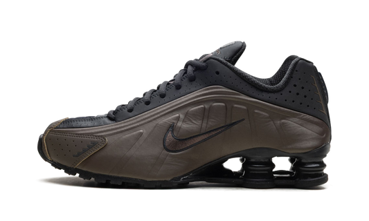 Shox R4 WMNS "Ironstone Off Noir"