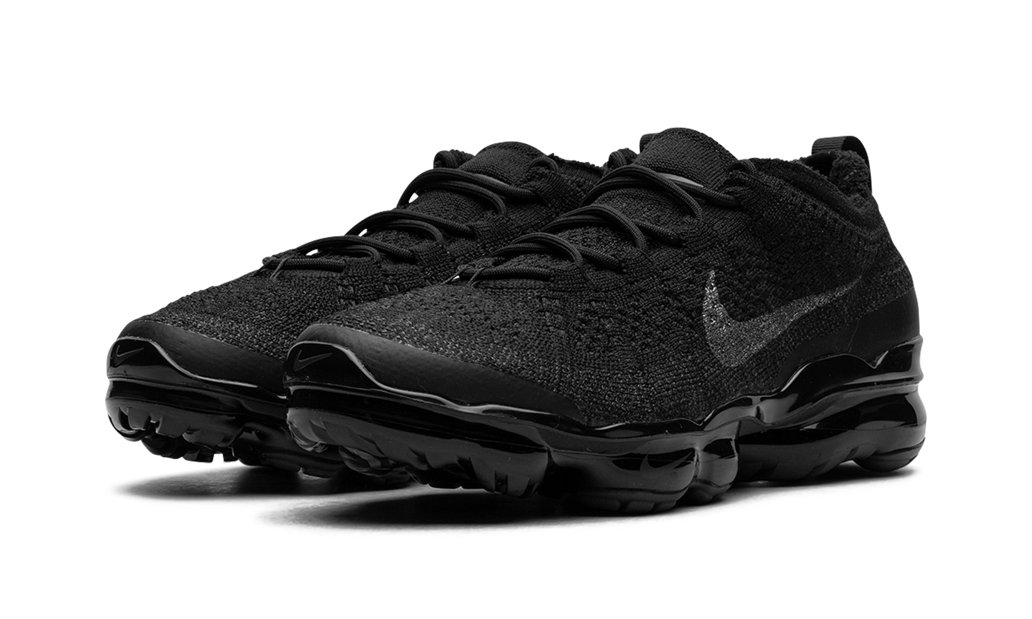 VAPORMAX 2023 FLYKNIT WMNS "Triple Black"