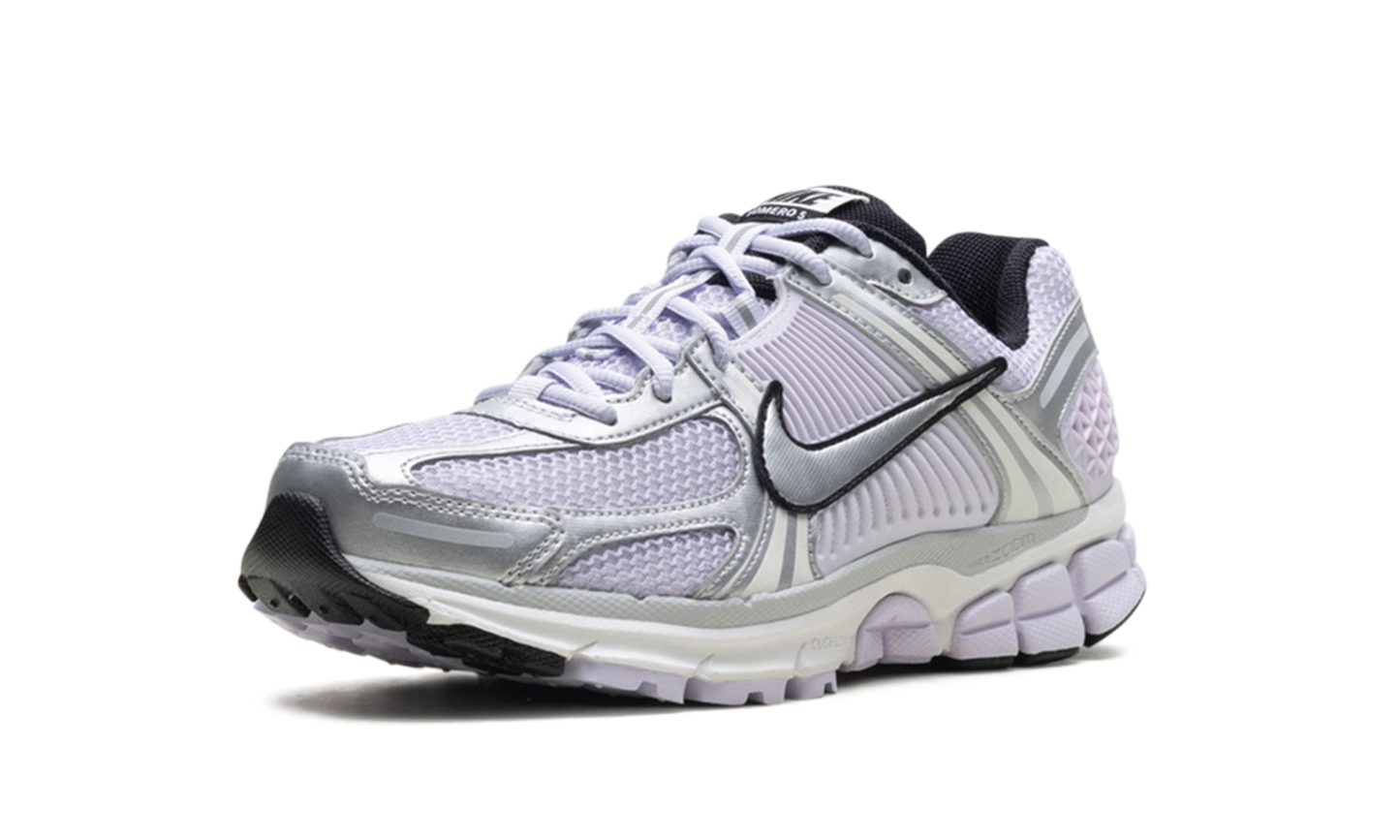 Zoom Vomero 5 WMNS "Barely Grape Photon Dust Summit White Metallic Silver"