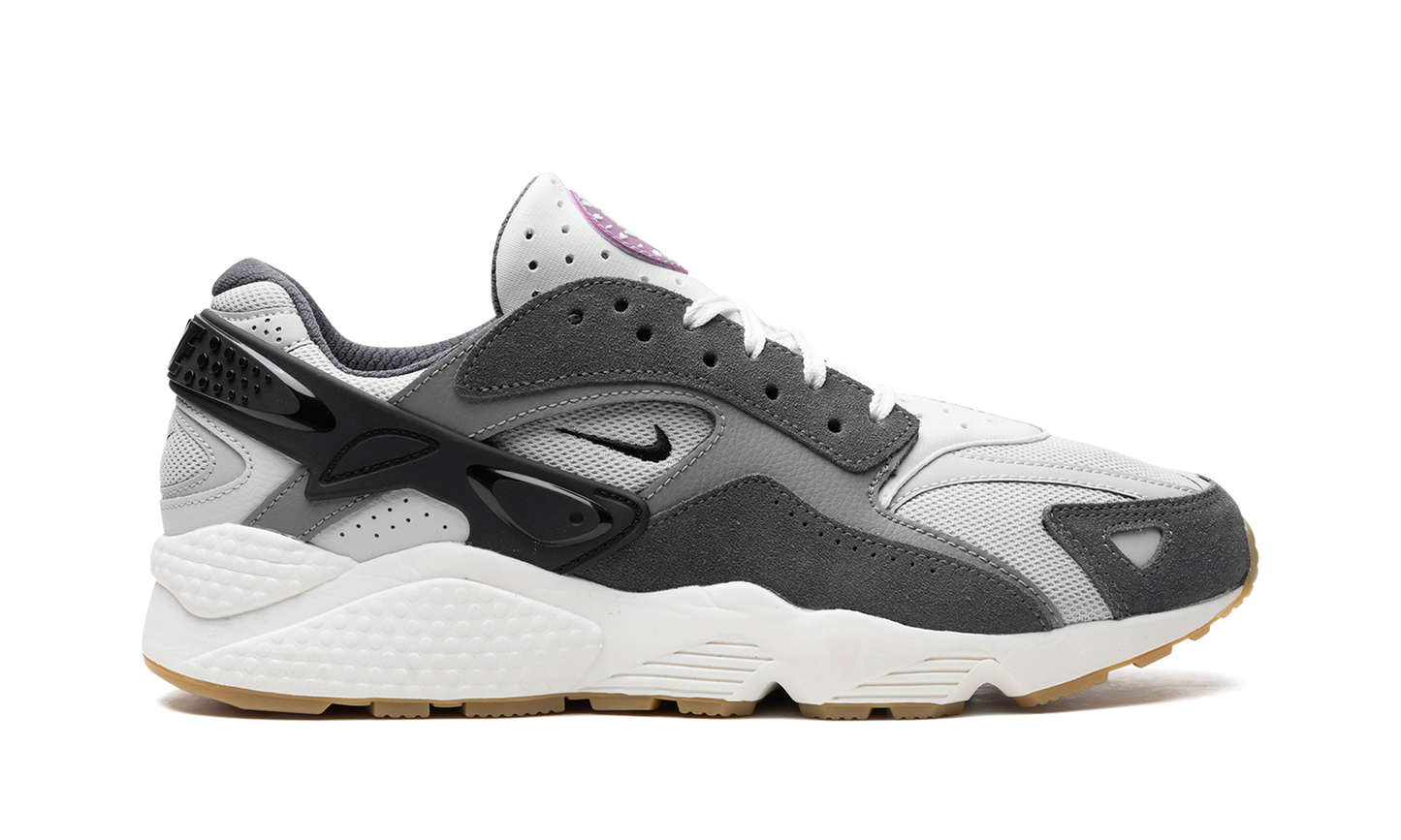 Nike Air Huarache Runner "Light Smoke Grey"