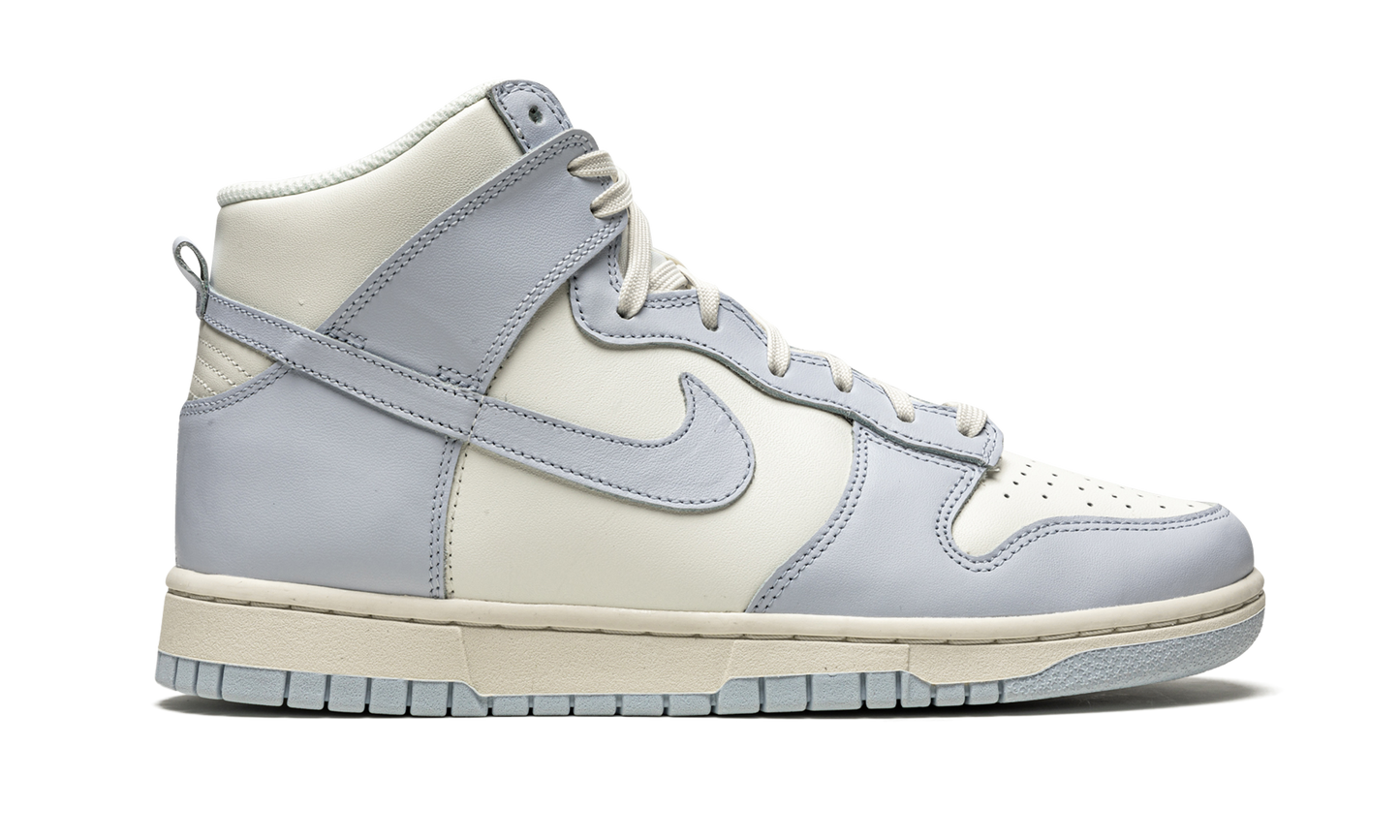 DUNK HIGH WMNS "Football Grey"