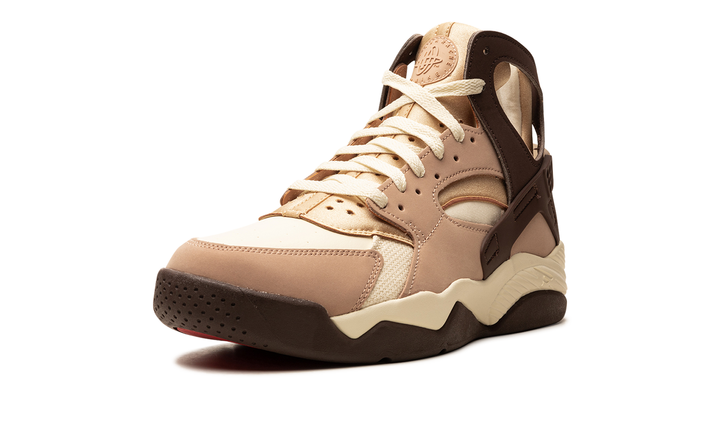 Air Flight Huarache "Baroque Brown"