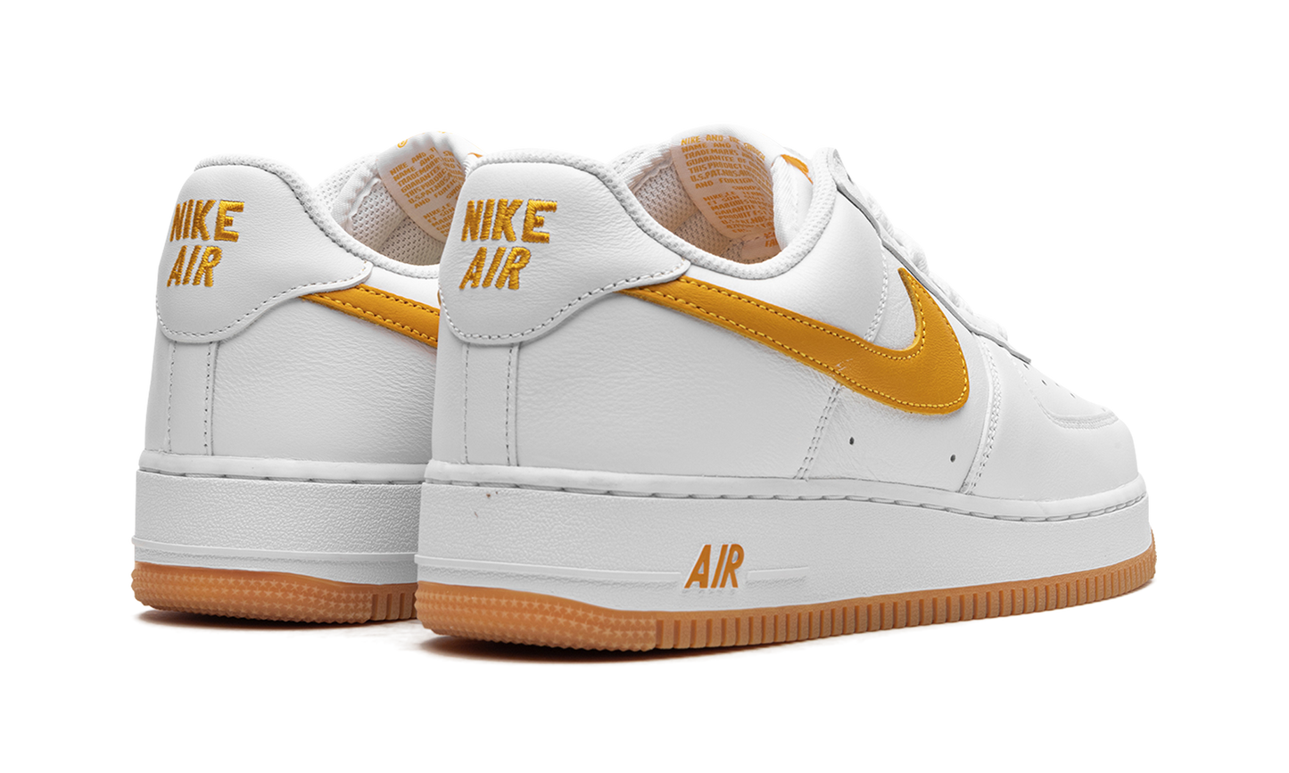 Air Force 1 Low "Waterproof - University Gold"