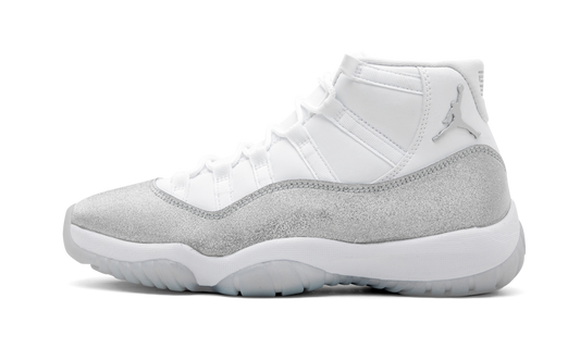 AIR JORDAN 11 RETRO WMNS "METALLIC SILVER"