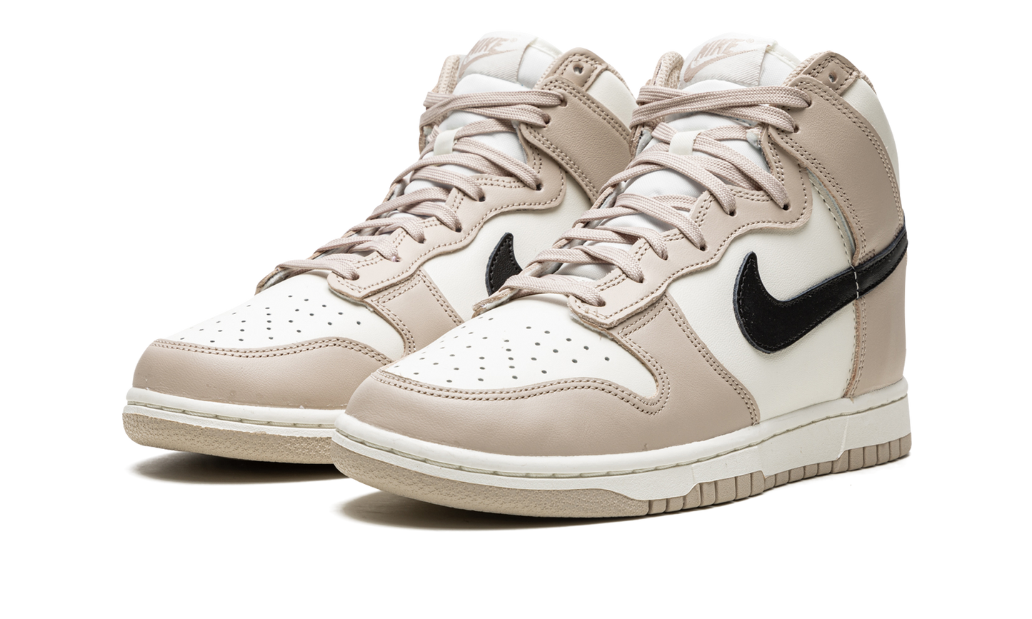 DUNK HIGH WMNS "Fossil Stone"
