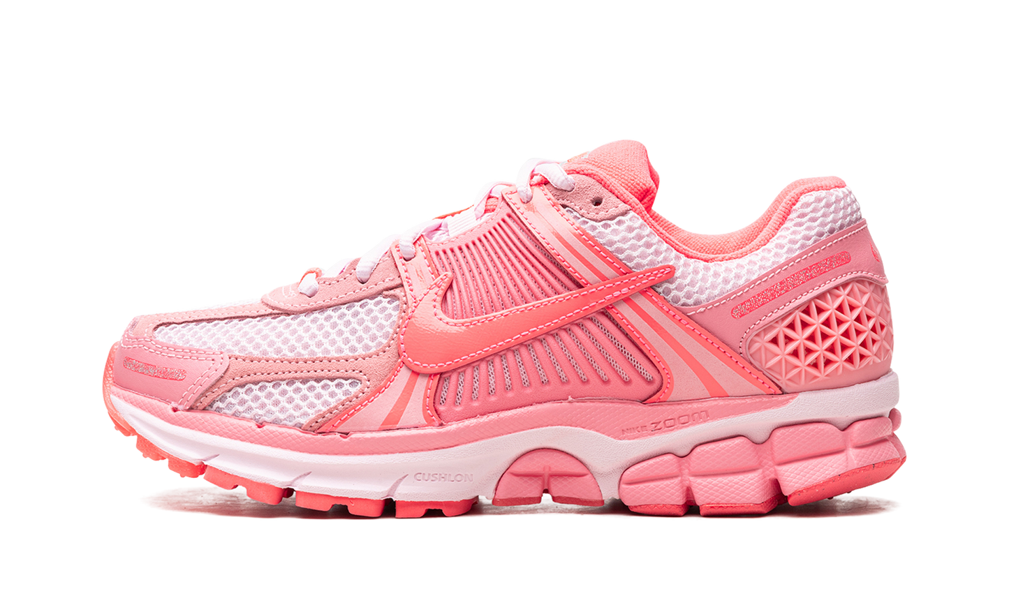 ZOOM VOMERO 5 WMNS "Triple Pink"