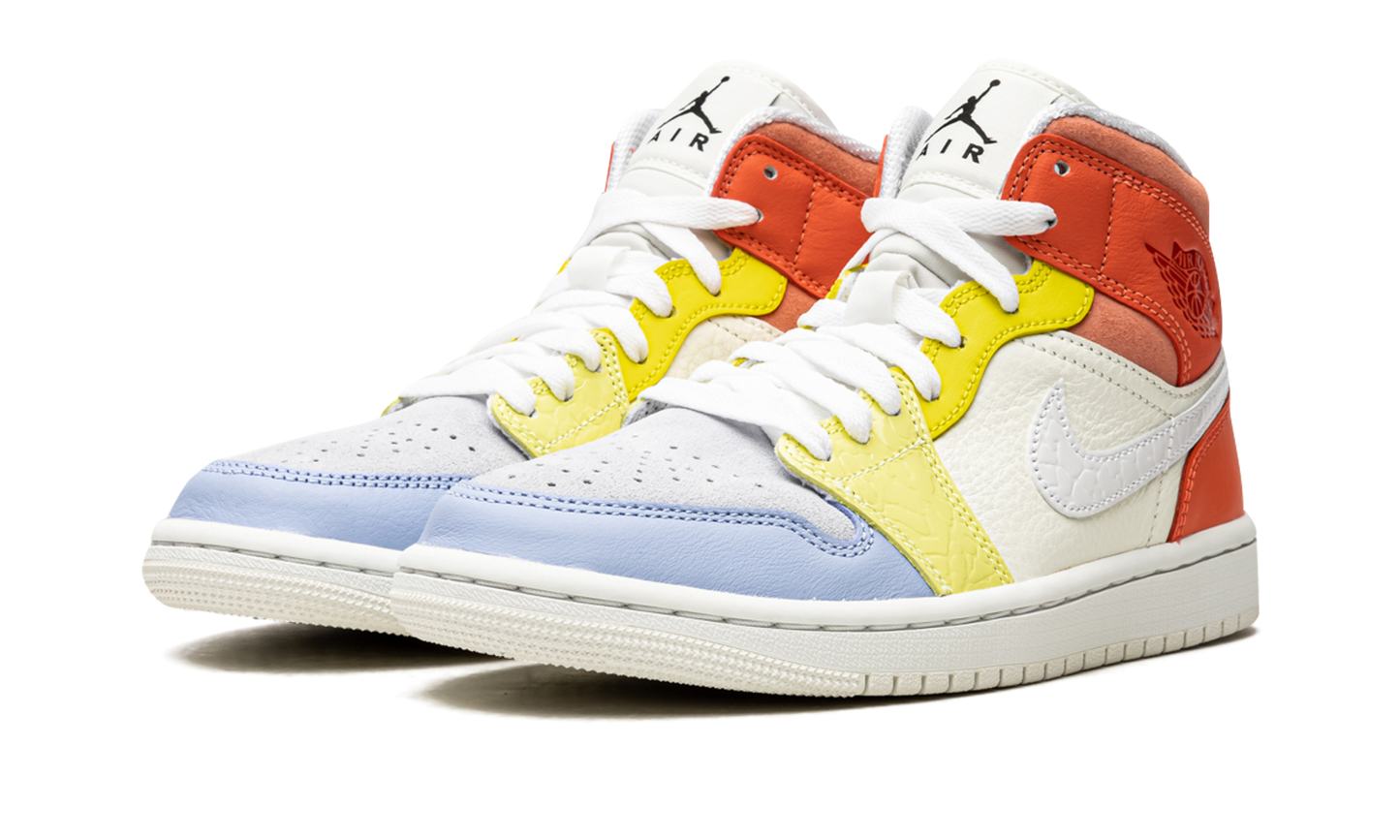 AIR JORDAN 1 MID WMNS "To My First Coach"