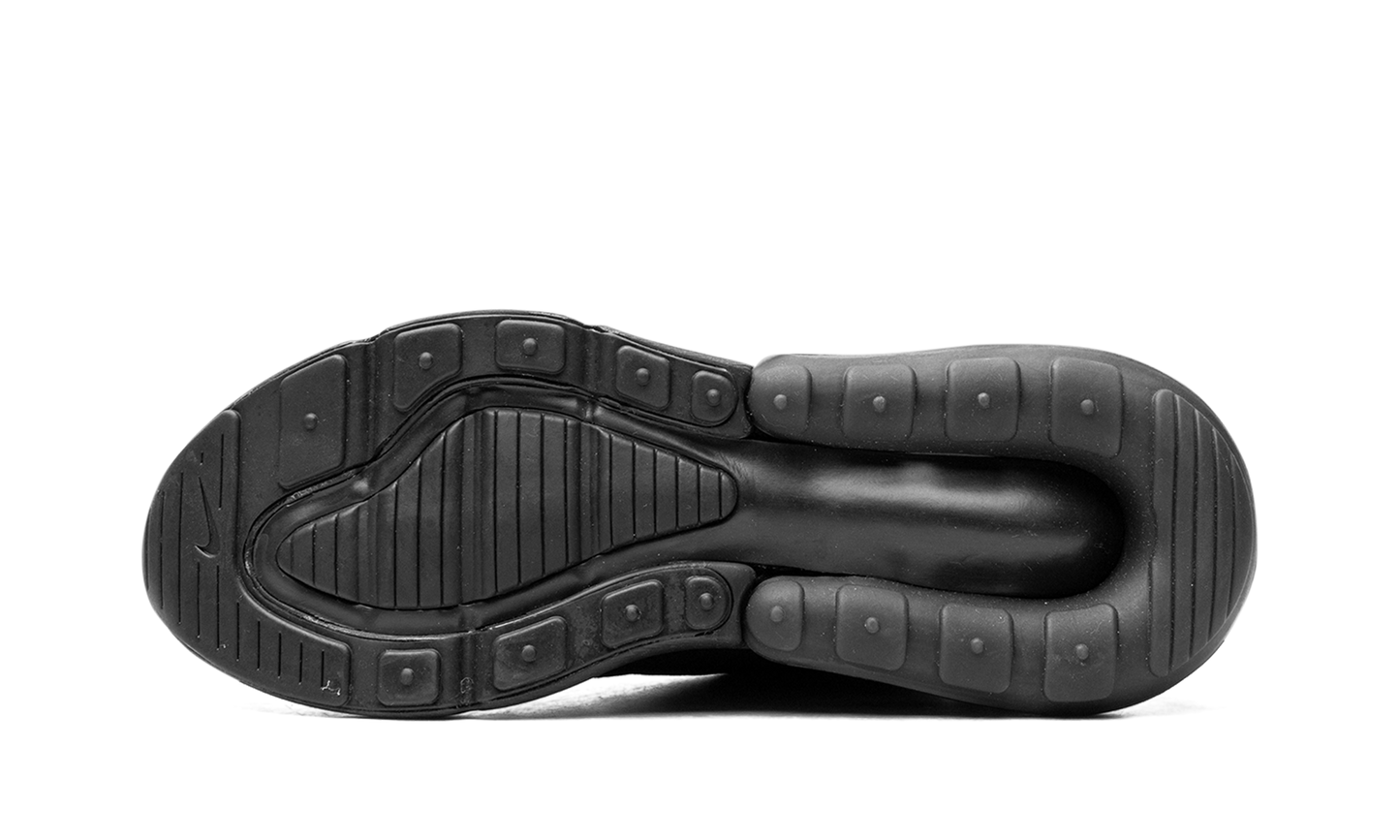 AIR MAX 270 WMNS "Triple Black"